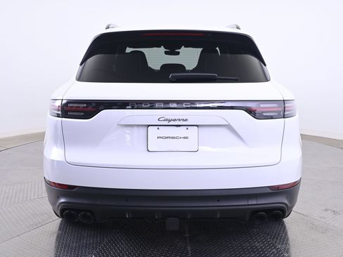 Certified 2023 Porsche Cayenne Platinum Edition AWD/4WD image 6