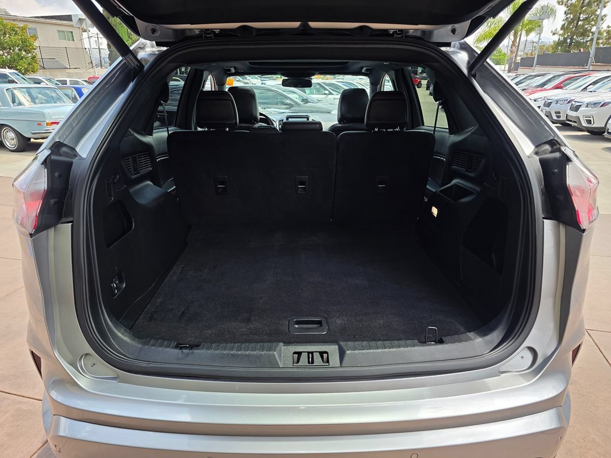 Used 2021 Ford Edge ST-Line w/ Class II Trailer Tow Package AWD/4WD image 20