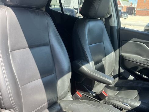 Used 2018 Buick Encore Essence image 24