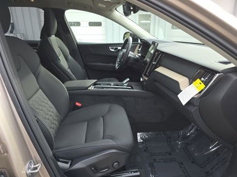 New 2026 Volvo XC60 B5 Plus w/ Climate Package AWD/4WD image 14