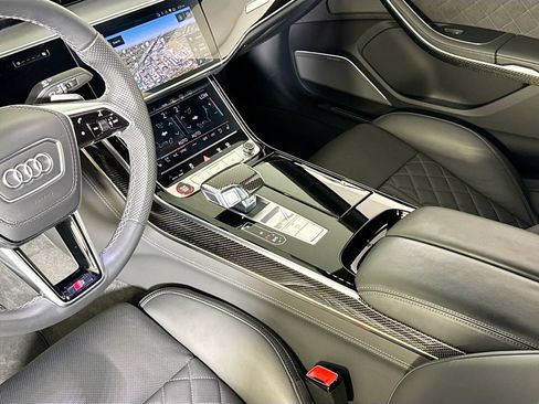 Used 2025 Audi S8 w/ Executive Package AWD/4WD image 19