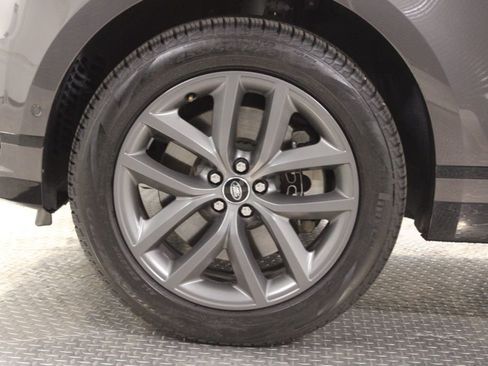 Certified 2026 Land Rover Range Rover Velar Dynamic SE AWD/4WD image 15