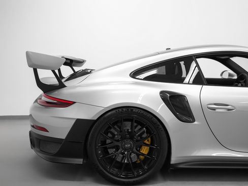 Used 2018 Porsche 911 GT2 RS w/ Weissach Package image 18