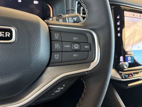 New 2026 Jeep Grand Wagoneer 4WD w/ Quick Order Packge 29V Upland image 37