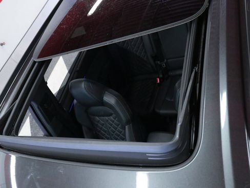 Used 2020 Audi SQ7 Prestige w/ Prestige Package image 17