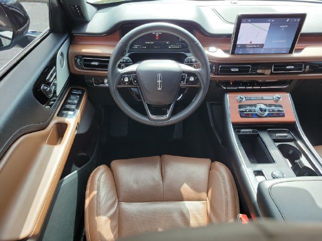 Used 2024 Lincoln Aviator Reserve w/ Equipment Group 201A AWD/4WD image 27