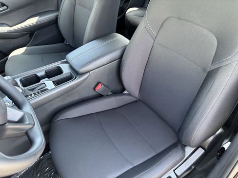 New 2025 Nissan Sentra S image 17