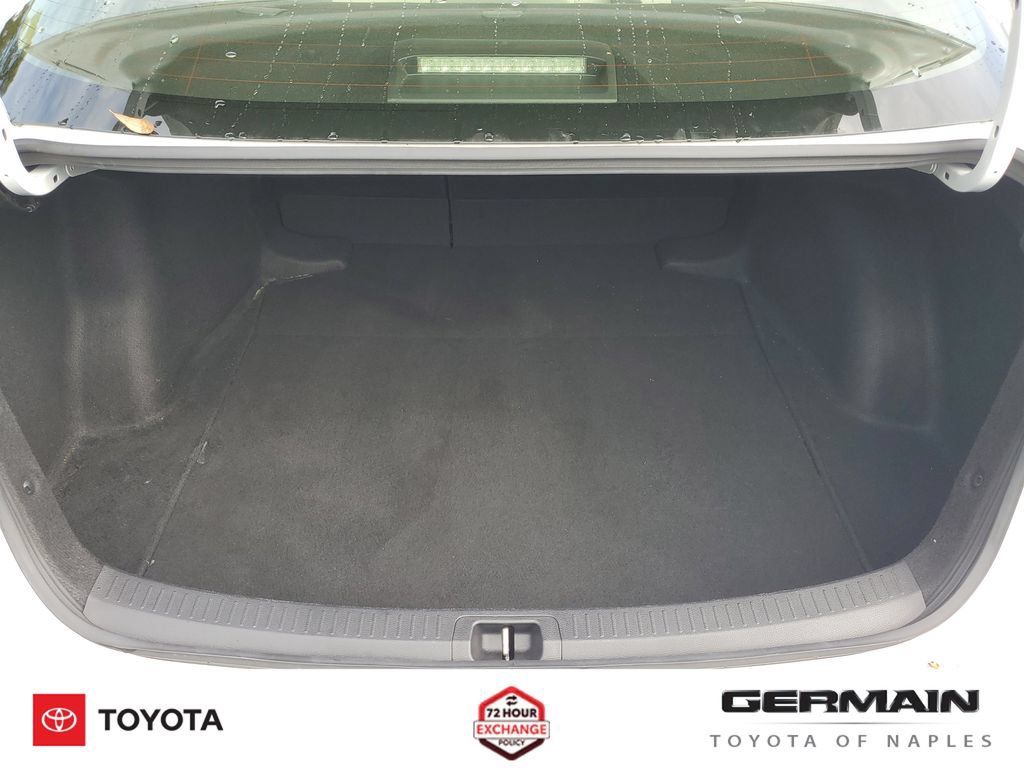 Used 2022 Toyota Corolla LE FWD image 23
