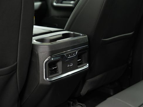 New 2026 GMC Sierra 2500 SLT w/ SLT Premium Package image 18