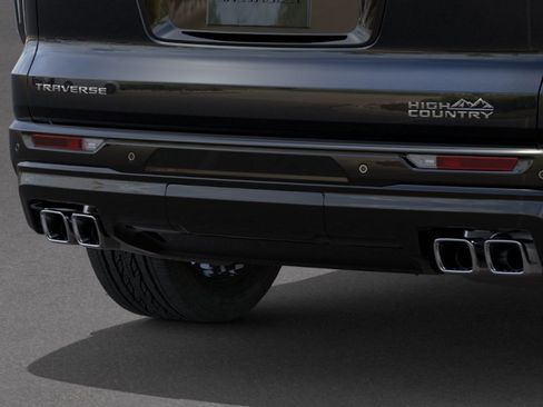 New 2026 Chevrolet Traverse High Country FWD image 38