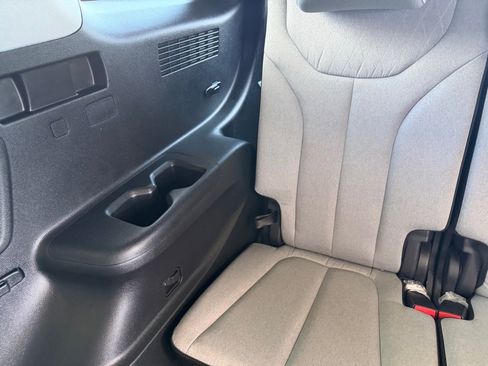 Used 2022 Hyundai Palisade SEL w/ Cargo Package FWD image 26