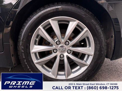 Used 2016 INFINITI Q50 Premium AWD/4WD image 24
