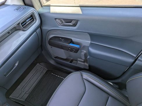 Certified 2025 Ford Maverick Lobo image 14