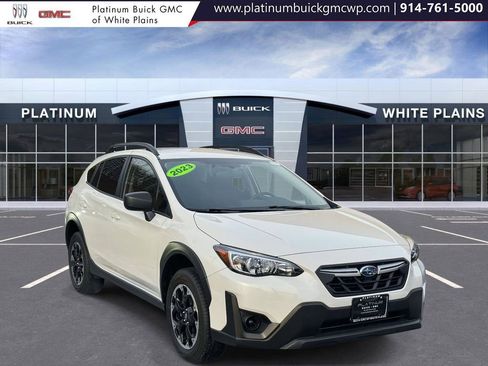 Used 2023 Subaru Crosstrek 2.0i image 1