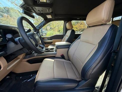 New 2025 Ford F250 Lariat w/ Lariat Ultimate Package image 14