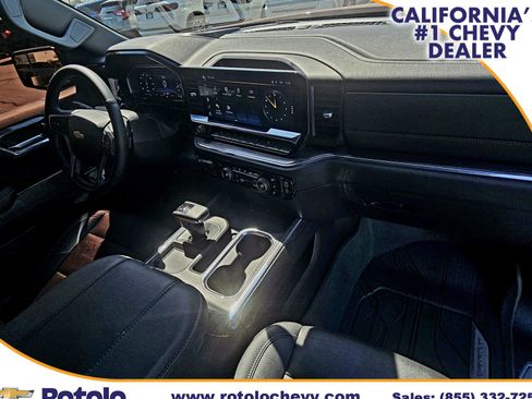 Used 2024 Chevrolet Silverado 1500 LTZ w/ LTZ Convenience Package II image 9