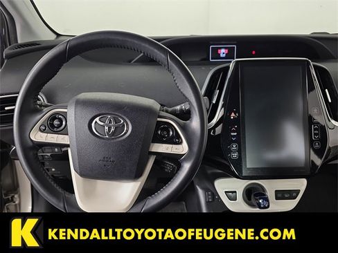 Used 2018 Toyota Prius Prime Premium image 9