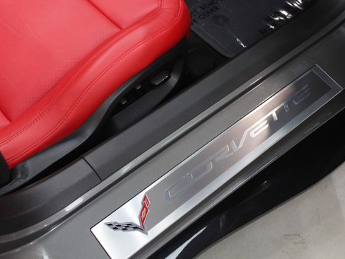 Used 2015 Chevrolet Corvette Z06 w/ Z07 Performance Package RWD image 31
