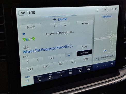 Used 2022 Ford F150 XLT w/ Equipment Group 302A High image 18