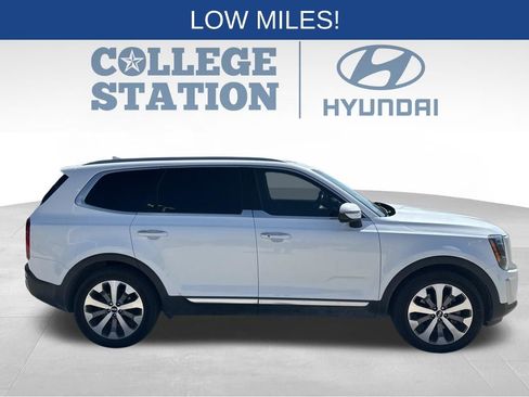 Used 2020 Kia Telluride S w/ S 8 Passenger Seating Package image 5