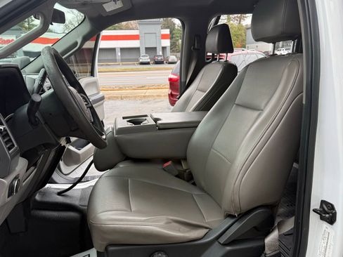 Used 2019 Ford F350 XL w/ Power Equipment Group image 21