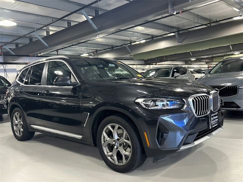 Used 2023 BMW X3 xDrive30i w/ Premium Package image 1