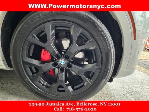Used 2019 BMW X7 xDrive40i w/ Premium Package AWD/4WD image 17