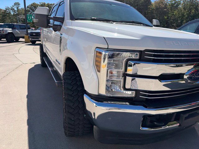 Used 2019 Ford F250 Lariat w/ FX4 Off-Road Package AWD/4WD image 7