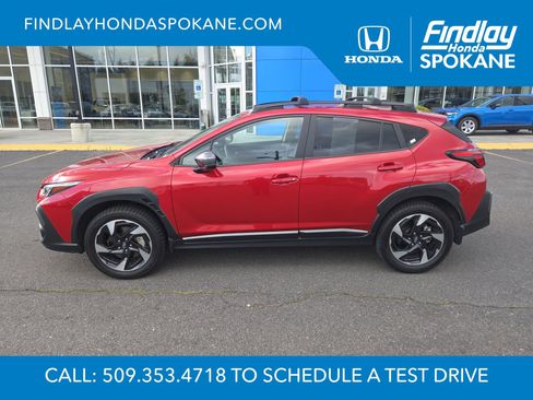 Used 2024 Subaru Crosstrek 2.5i Limited AWD/4WD image 2