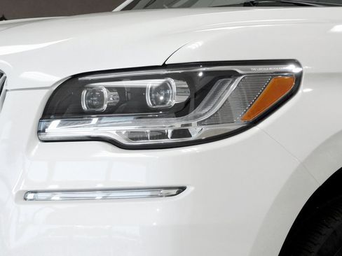 Used 2024 Lincoln Navigator Reserve w/ Equipment Group 201A image 17