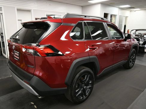 Used 2024 Toyota RAV4 Adventure AWD/4WD image 8