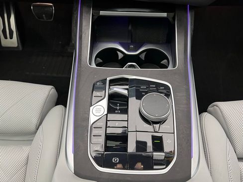 Certified 2023 BMW X7 xDrive40i w/ M Sport Package image 13