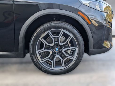 Certified 2025 BMW X2 xDrive28i image 12