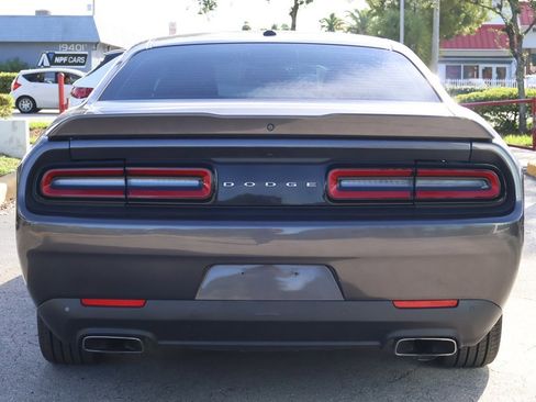 Used 2021 Dodge Challenger R/T image 9