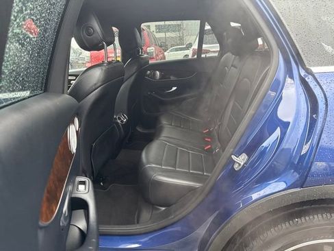Used 2019 Mercedes-Benz GLC 350e 4MATIC image 14