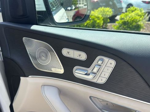 Used 2024 Mercedes-Benz GLE 450 4MATIC image 9