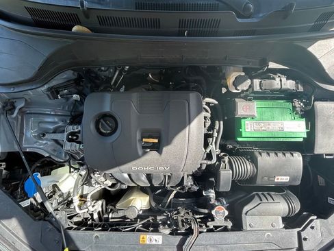 Used 2019 Hyundai Kona SEL w/ SEL Tech Package 02 FWD image 12