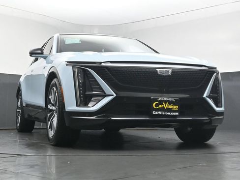 Used 2024 Cadillac Lyriq Sport RWD image 45