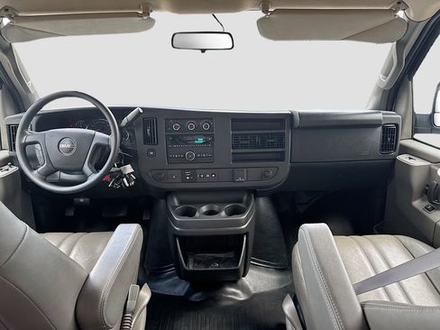 Used 2025 GMC Savana 2500 w/ Driver Convenience Package RWD image 20