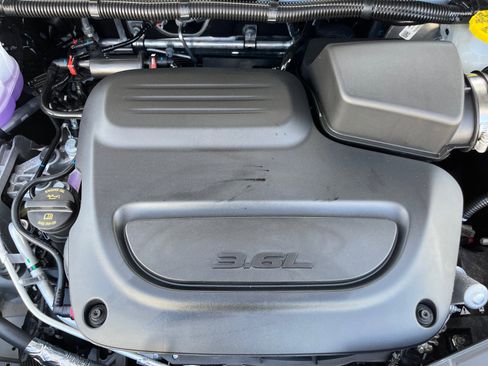 New 2026 Chrysler Voyager LX image 30