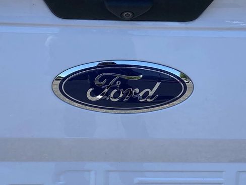 Used 2020 Ford F150 XLT w/ Equipment Group 302A Luxury AWD/4WD image 8