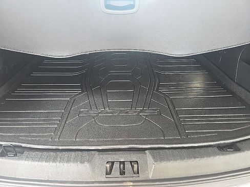 Used 2023 Ford Edge SEL w/ Convenience Package image 32