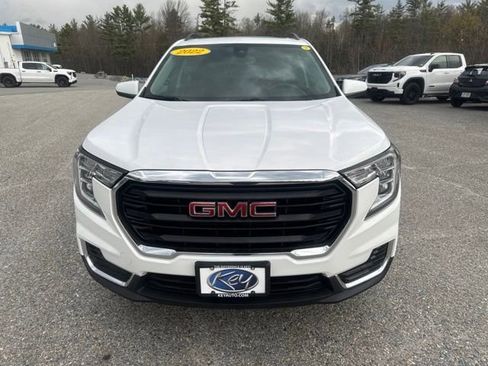 Used 2022 GMC Terrain SLE w/ Driver Convenience Package AWD/4WD image 2