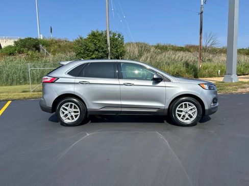 Certified 2024 Ford Edge SEL w/ Convenience Package AWD/4WD image 6