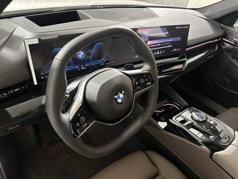 New 2026 BMW 530i xDrive w/ Premium Package image 14