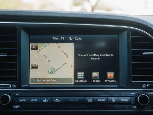 Used 2018 Hyundai Elantra Sport w/ Sport Premium Package 03 image 23