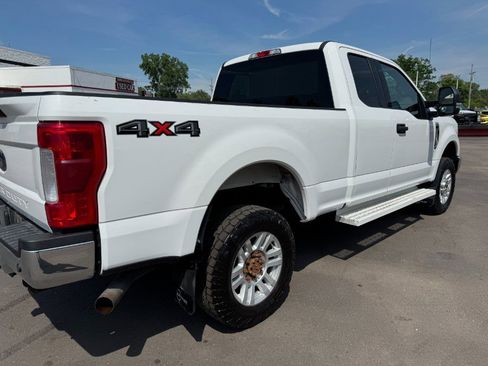 Used 2018 Ford F250 XLT AWD/4WD image 11