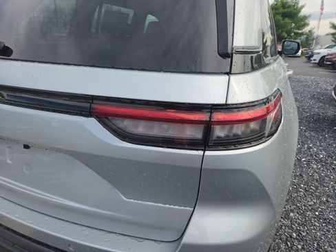 New 2026 Jeep Grand Cherokee Altitude AWD/4WD image 13