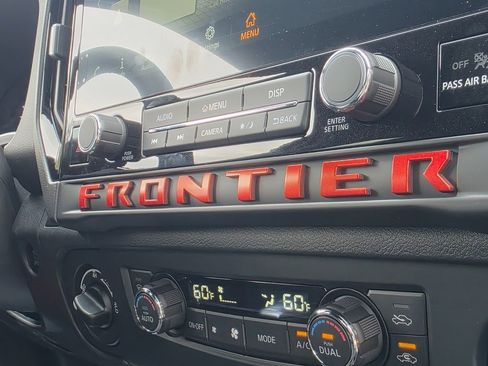 New 2026 Nissan Frontier PRO-4X w/ Pro-4x Convenience Package image 15