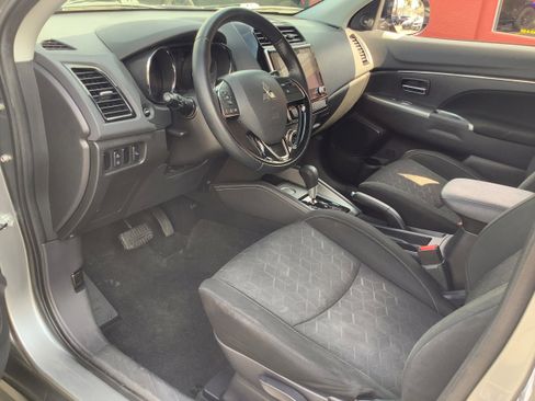 Used 2021 Mitsubishi Outlander Sport SE image 11